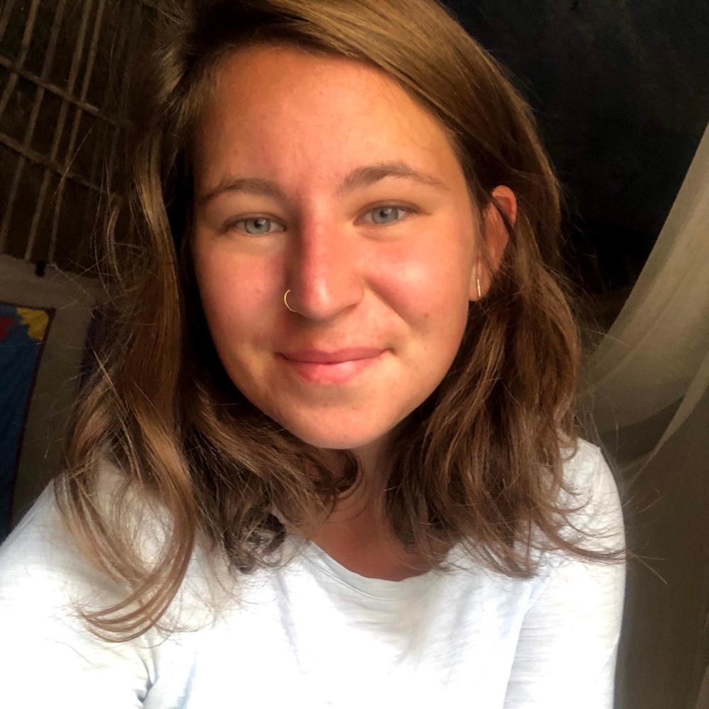 Meet your Posher, Abby